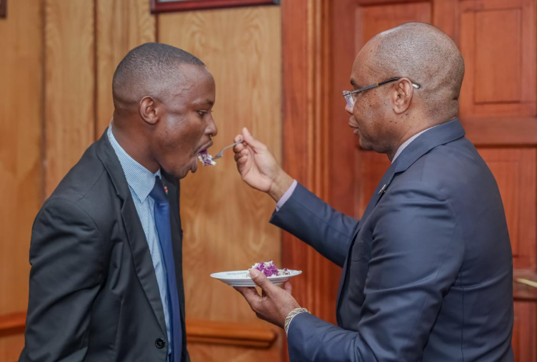 File image of Speaker Amason Kingi and his bodyguard.